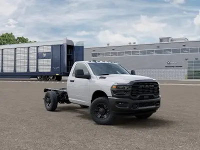 2025 RAM 3500 Tradesman 4WD Regular Cab SWB photo 4