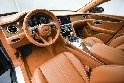 2026 Bentley Flying Spur undefined photo 2