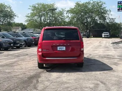 2012 Dodge Grand Caravan SXT photo 4