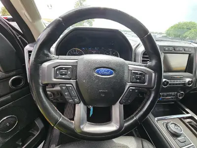 2019 Ford Expedition Platinum 4x4 photo 5