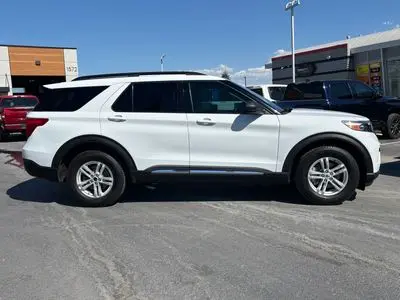 2021 Ford Explorer XLT 4WD photo 5