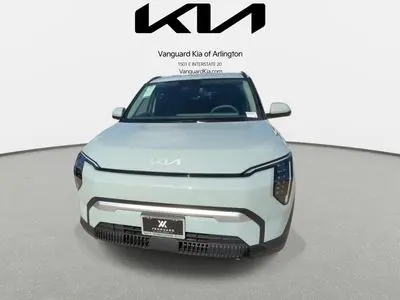 2027 Kia EV3 SUV photo 2