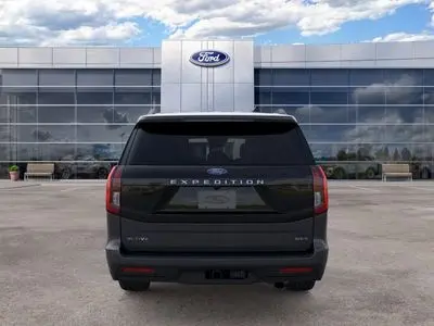 2026 Ford Expedition Active MAX 4x4 photo 5