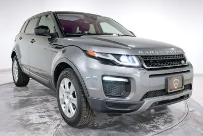 2017 Land Rover Range Rover Evoque SE photo 3