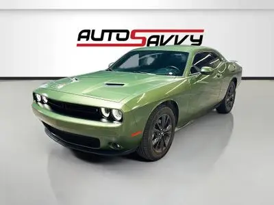2023 Dodge Challenger SXT AWD Auto photo 3