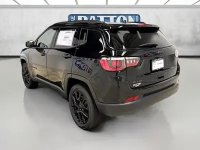 2026 Jeep Compass Altitude 4X4 photo 5