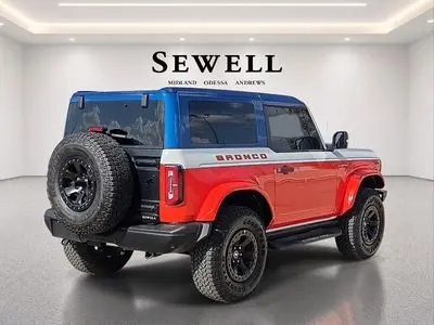 2025 Ford Bronco 4WD Stroppe photo 4
