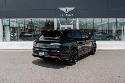 2026 Bentley Bentayga Speed photo 3