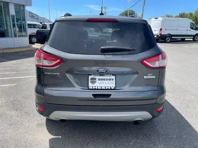 2015 Ford Escape SE photo 3