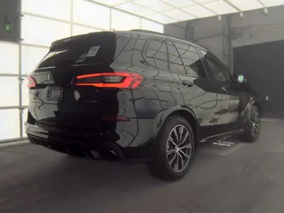 2020 BMW X5 sDrive40i photo 2