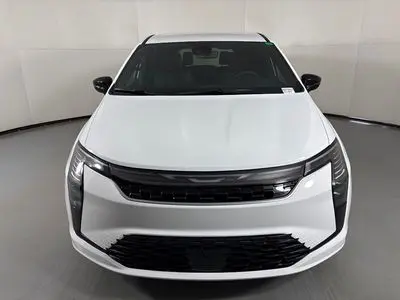 2027 Chrysler Pacifica Select photo 3