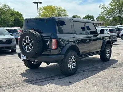 2025 Ford Bronco Badlands 4x4 photo 3