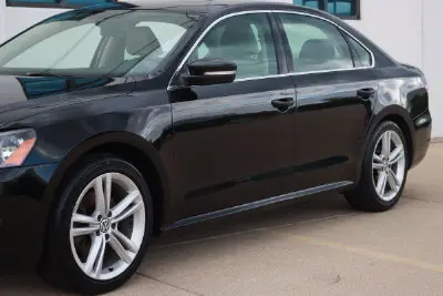 2014 Volkswagen Passat 1.8T SE Auto PZEV photo 3