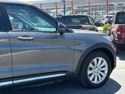2020 Ford Explorer Limited 4WD photo 4