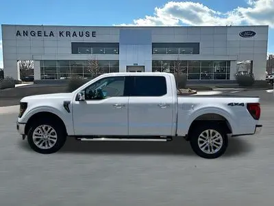 2026 Ford F-150 XLT 4WD SuperCrew 5-1/2' Box photo 4