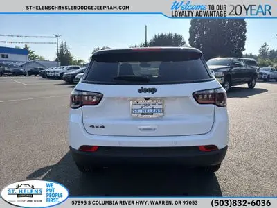 2025 Jeep Compass Limited 4WD photo 5