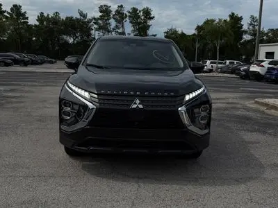 2023 Mitsubishi Eclipse Cross ES S-AWC photo 2