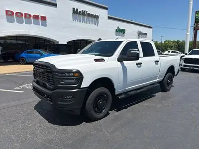 2026 RAM 2500 Tradesman 4X4 Crew Cab SWB photo 3