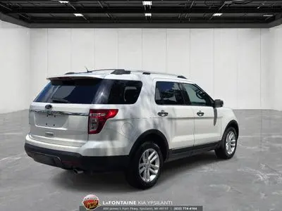 2012 Ford Explorer XLT photo 5