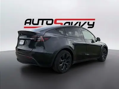 2025 Tesla Model Y Long Range Rear Wheel Drive photo 5