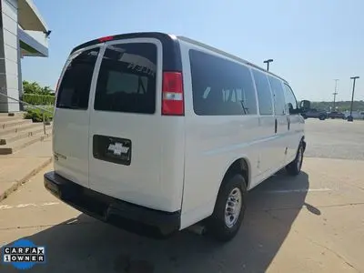 2020 Chevrolet Express 2500 LS photo 4