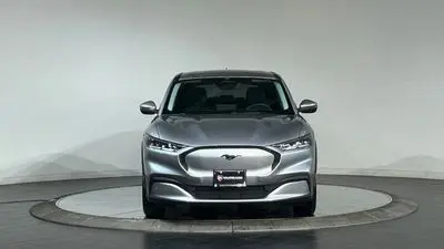 2021 Ford Mustang-Mach-e Select photo 3