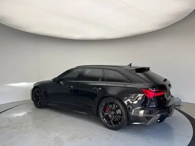 2025 Audi RS 6 Avant Performance photo 3