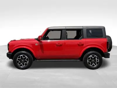 2023 Ford Bronco Outer Banks 4x4 photo 5