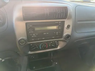 2010 Ford Ranger XLT SuperCab 2-dr photo 4