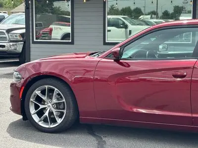 2020 Dodge Charger SXT photo 5