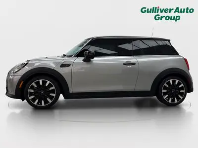 2024 MINI Cooper Cooper S photo 2