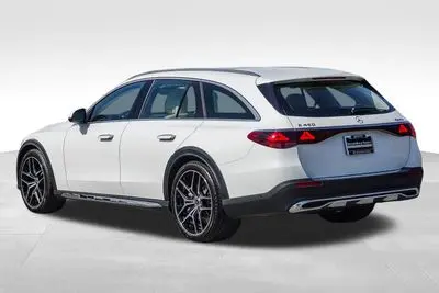 2026 Mercedes-Benz E-Class E450 4MATIC All-Terrain photo 4