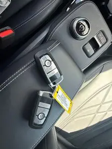 2023 Ford Mustang-Mach-e Select photo 5