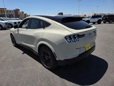 2026 Ford Mustang-Mach-e GT photo 3