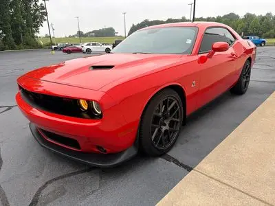 2017 Dodge Challenger Scat Pack photo 4
