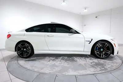 2015 BMW M4 Base photo 5