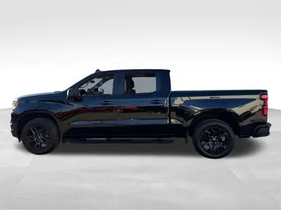 2024 Chevrolet Silverado 1500 RST 4WD Crew Cab Short Box photo 5