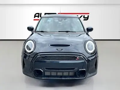 2023 MINI Cooper Cooper S 3 Door photo 2
