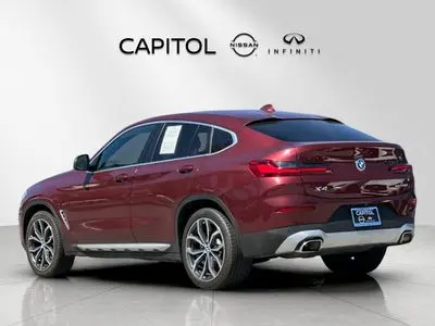 2022 BMW X4 xDrive30i photo 3