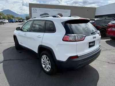 2020 Jeep Cherokee Latitude photo 3