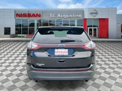2015 Ford Edge SE photo 3