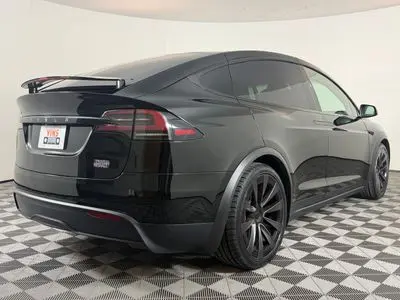 2023 Tesla Model X Plaid photo 4