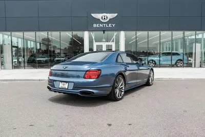 2025 Bentley Flying Spur Speed photo 3