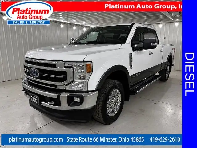 2020 Ford F-350 Lariat Crew Cab 4D's photo