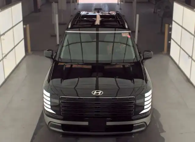 2026 Hyundai Palisade Limited AWD's photo