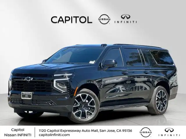 2025 Chevrolet Suburban RST 2WD's photo