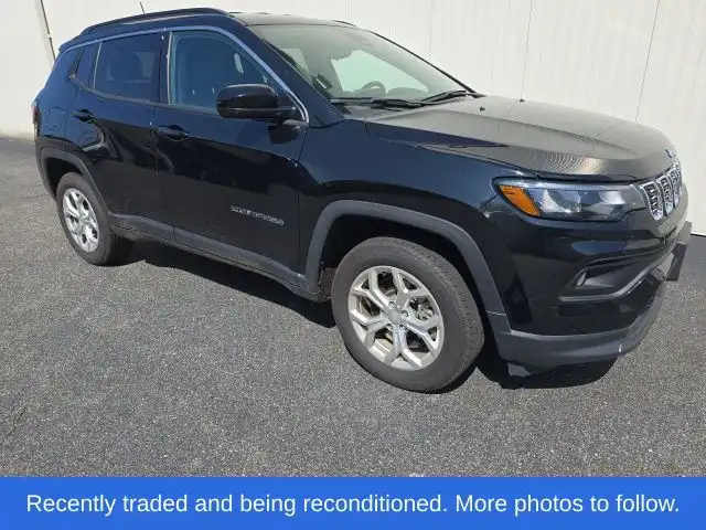 2024 Jeep Compass Latitude 4X4's photo