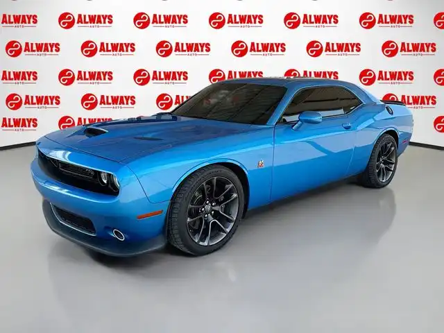 2023 Dodge Challenger R/T Scat Pack's photo