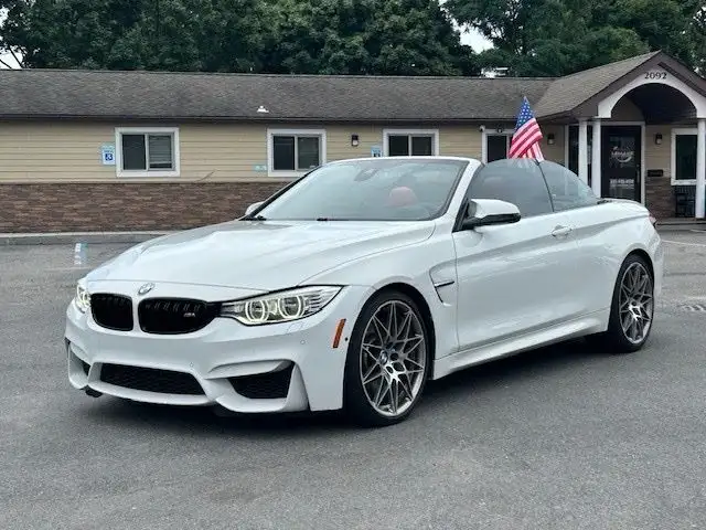 2017 BMW M4 Base's photo