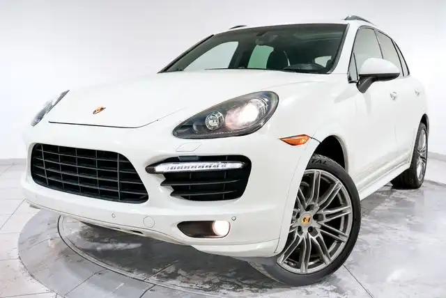 2014 Porsche Cayenne GTS's photo
